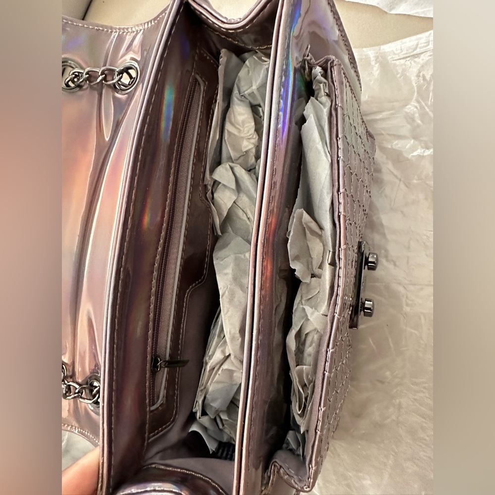 NWT BEBE Ona Crossbody Iridescent Holographic Silver Metallic Quilt Chain Purse - Picture 9 of 12